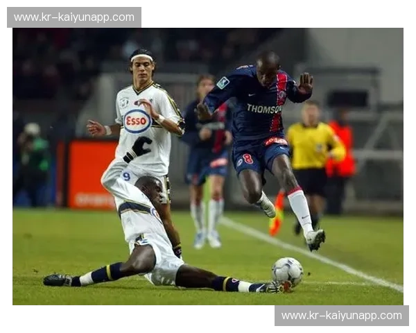 冰雪荣耀，橙色风暴：布兰与奥勒松的挪威足坛双雄会